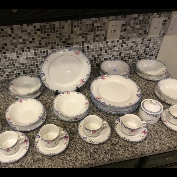 VINTAGE ONEIDA FINE PORCELAIN BLUE LATTICE 5 PIECE DINNERWARE TABLE FOR 6 - Picture 11 of 12